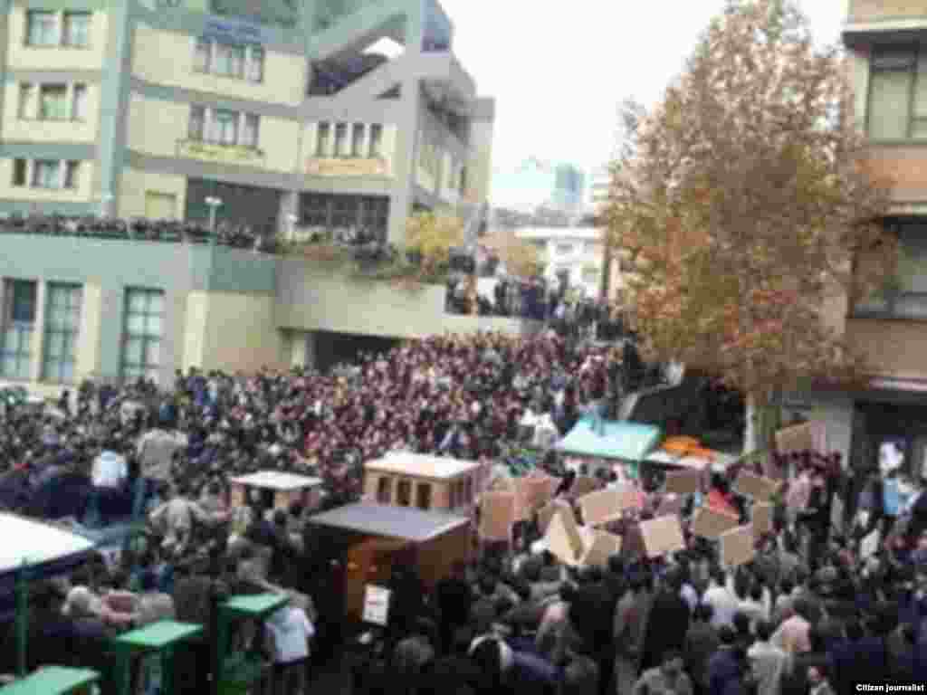 دانشجویان دانشگاه امیرکبیر تهران - گالری عکس و فیلم 