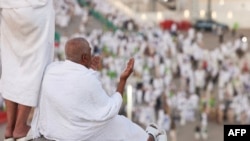June 5, 2025- حاجیان په عرفات کې. ارشیف