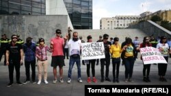 Гражданские активисты у здания Минюста выразили свой протест в связи с экстрадицией Рамзана Ахъядова