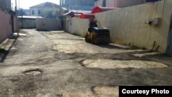 Badamdarda küçələri belə asfaltlayırlar