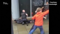 Поліція затримала нападника з ножем у Манчестері – відео