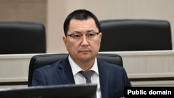 Эрлист Акунбеков.