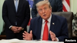 У телефонному інтерв’ю Financial Times 30 липня Трамп зазначив: «ми розглядаємо це питання»