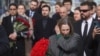 Представители 130 дипмиссий возложили цветы у "Крокуса"