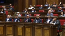 «Փաշինյանի կառավարությունը հակապետական քաղաքականություն է վարում». ԱԺ-ում նրա հեռացման տարբերակներ քննարկվեցին