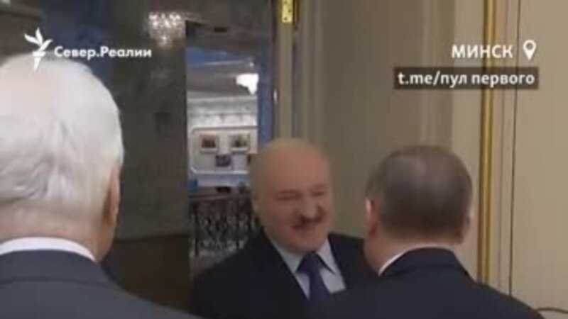 Беглов приехал в Минск обмениваться комплиментами и подарками с Лукашенко