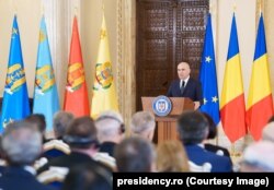 Președintele interimar al României, Ilie Bolojan, la întâlnirea anuală cu șefii misiunilor diplomatice acreditați în România. Palatul Cotroceni, 18 februarie 2025.