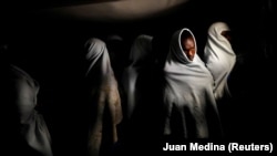 Spašeni migranti i izbeglice na brodu nevladine organizacije Open arms u Mediteranu, arhivska fotografija