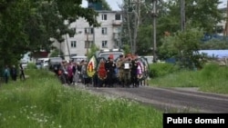 Прощание с погибшим Солодяковым в Тигиле