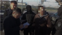 Шенеуніктерді «сауатын» «снайперлер». Бопсалаушы блогер неге көбейді? 