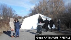 Следующая встреча в Эргнети состоится 15 марта, раньше, чем это обычно бывает с интервалом в месяц. Стороны объяснили это тем, что хотят поскорее договориться об очистке оросительной системы