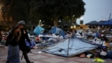 برچیدن چادرهای محل اعتراض معترضان در دانشگاه کالیفرنیا، لس‌آنجلس . ۱۳ اردیبهشت