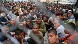 کابل ته نژدې د مخدروموادو د معتادانو یو پنډغالی (آرشیف)