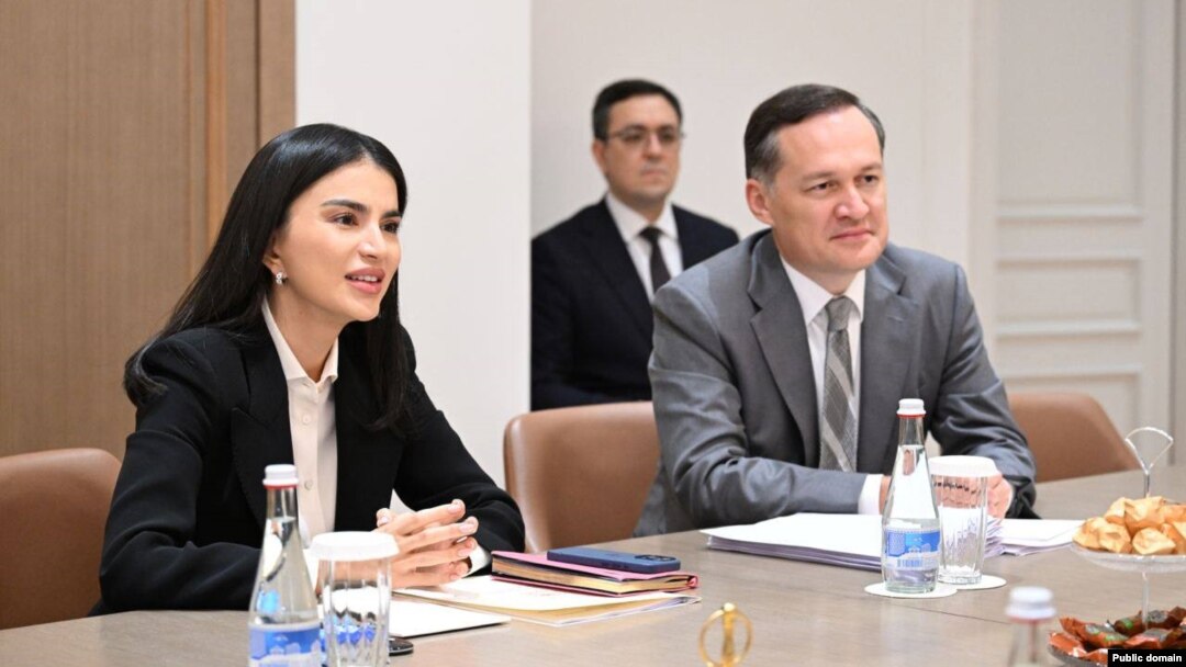 Саида Мирзиёева жана Комил Алламжонов. Архив сүрөт. 