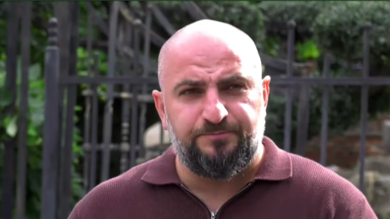 ჯანგველაძის საქმეზე დაკავებულის ადვოკატი ამბობს, რომ დავით მიქაძე დაემუქრა