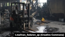 ДСНС водночас повідомила, що внаслідок атаки попередньо постраждали двоє чоловіків і жінка