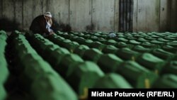 Memorijalni centar u Potočarima, 10. juli 2012.