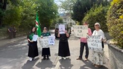 Нохчийн мухIажаршна тIехIуьттуш Швейцарин Бернехь хIоттийна митинг, 2026-чу шеран марсхьокху-беттан 18-гIа де 
