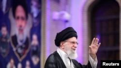 آیت الله علی خامنهای، رهبر جمهوری اسلامی ایران