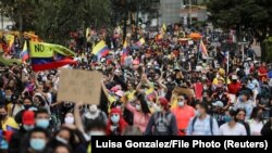 Protest protiv porezne reforme vlade predsjednika Ivana Duquea u Bogoti u Kolumbiji, 1. maja 2021. 