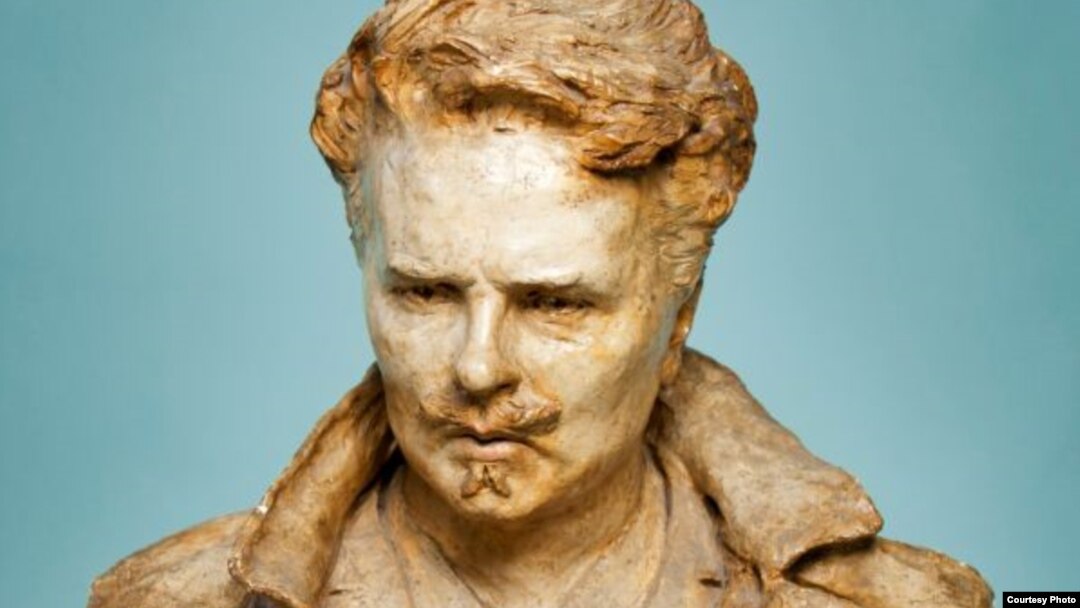 تندیسی از آگوست استریندبرگ (August Strindberg) معروف به شکسپیر سوئد.