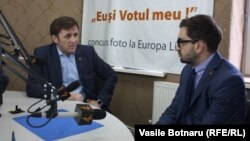 În studioul Europei Libere la Chișinău