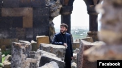 Հովհաննավանքի հոգևոր հովիվ տեր Արամ քահանա Ասատրյան, արխիվ