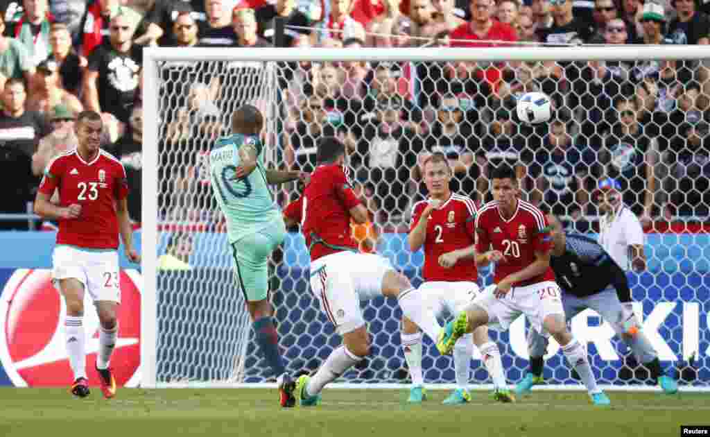 مسابقه پرتغال-مجارستان پرتغال با دو گل رونالدو به نتیجه تساوی سه بر سه دست یافت