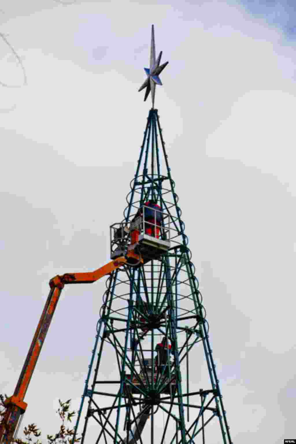 Yeni il üçün bəzənmiş Bakıdan fotolar #5