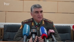 Додситон ҷанҷолро дар "Парламент" шарҳ дод