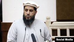 ارشیف، د افغانستان د مشرانو جرګې رئیس فضل هادي مسلمیار