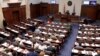 Парламент Македонії попередньо схвалив розширення офіційного статусу албанської мови
