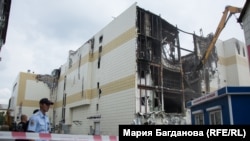Снос здания торгового центра "Зимняя вишня" в Кемерове