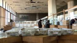 Култната шалтер сала на Пошта, илустрација за пропаѓањето на ова претпријатие