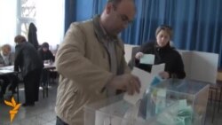 Građani Srbije biraju parlament
