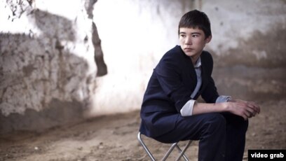 Әйелдер жұмыста пысық