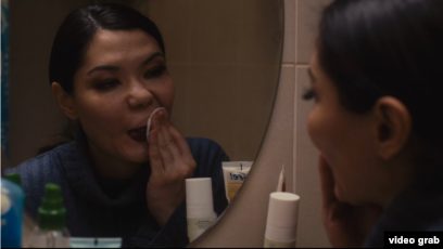 Анна Семенович сиқырды сорып, жопты жалайды