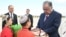 Эмомалӣ Раҳмон ба Туркманистон сафар кард