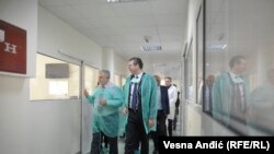 Predsednik Srbije Aleksandar Vučić u poseti Institutu za majku i dete 'Vukan Čupić' u Boegradu 19. februara 2019.