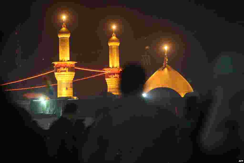 A scene from the Arbaeen religious festival marking the 40th day after Ashura commemorating the seventh-century killing of Prophet Muhammed&#39;s grandson, Imam Hussein, in the shrine city of Karbala. (AFP/Mohammed Sawaf)