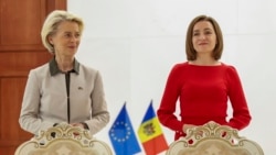 Ursula von der Leyen în timpul vizitei la Chișinău din octombrie 2023, cu președinta R. Moldova, Maia Sandu. 