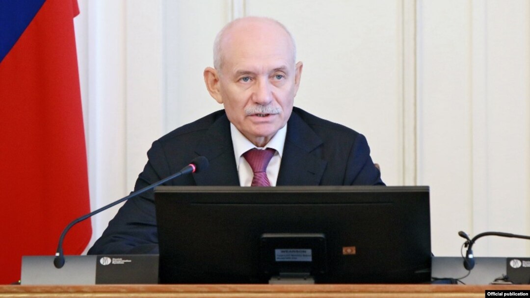 Рустэм Хамитов