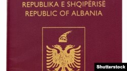 Илустрација: Албански пасош