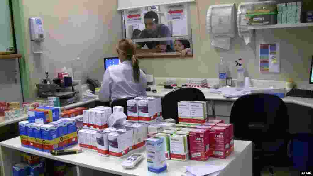 Paraisapolis Community Program #14