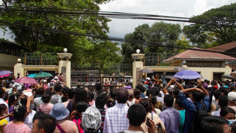 Ushtria e Mianmarit do të lirojë ish-ambasadoren angleze të burgosur
