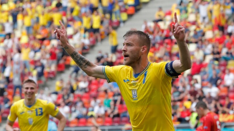 Трое украинских футболистов попали в двадцатку лучших игроков «Евро-2020»