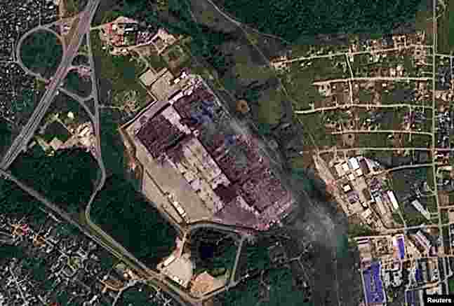 Before-and-after satellite images released by Planet Labs PBC show a Wildberries facility in Novosemeykino in Russia's Samara region that was hit by Ukrainian drones on August 2.