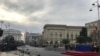 Imagini de la ceremoniile din fața Palatului regal de la București...