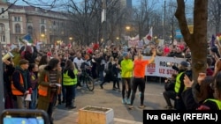 Doček zaposlenih na Univerzitetu u Novom Sadu koji su do Beograda trčali štafetni maraton, 25.2.2025.