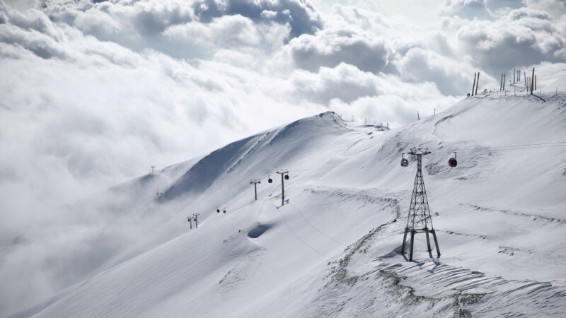 Dhjetë alpinistë të vdekur nga stuhia e borës në Iran